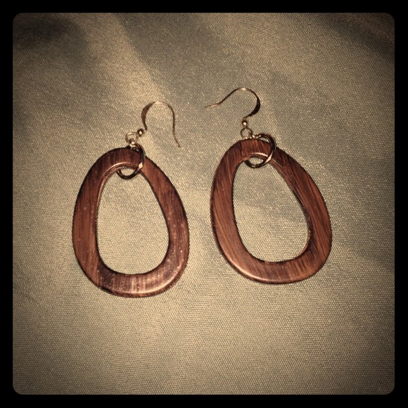Chunky little wood hoops