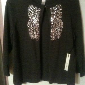 Grey Sweater & Peace Jewelry Bundled For @debisue2