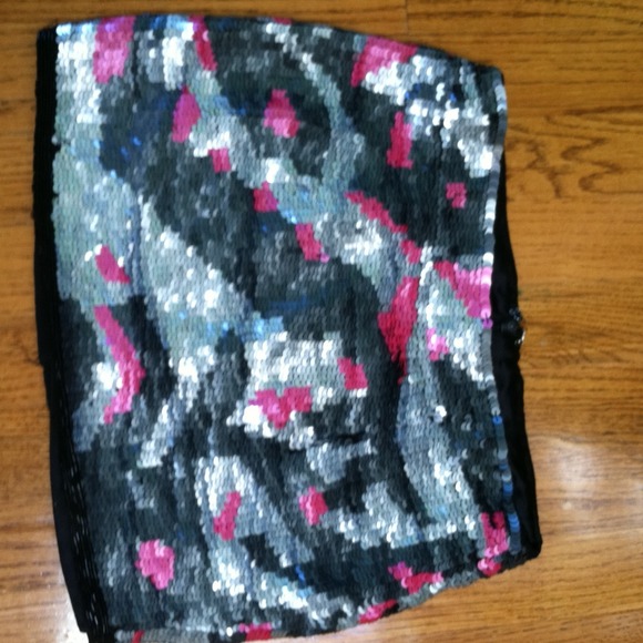 Topshop Dresses & Skirts - Top Shop sequence mini skirt! And the flag top