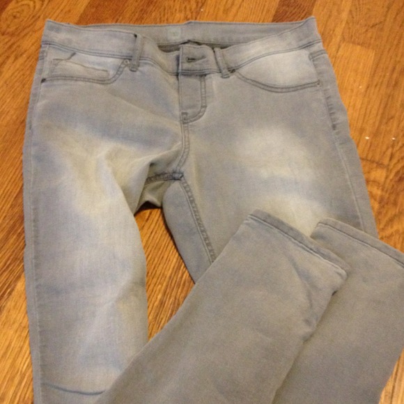 💥Sold💥Gray Jeggings by Mossimo
