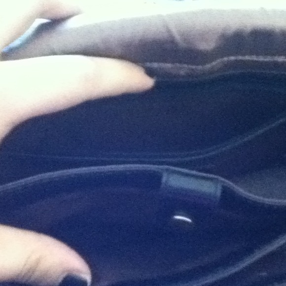 BCBG bag - Picture 4 of 4