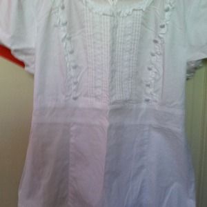 White pullover blouse