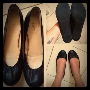 J.Crew Cece leather flats! - Reserved for @hpowers