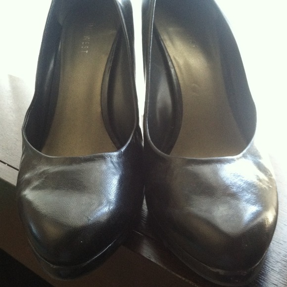 Black pumps - Picture 4 of 4