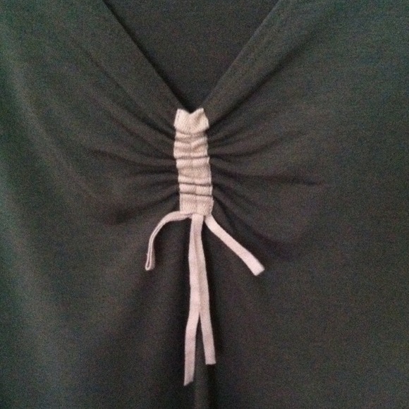 Top - Picture 2 of 2