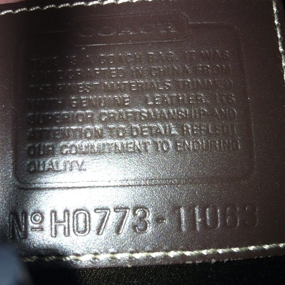 💢SOLD💢 Authentic Coach Handbag - Picture 3 of 4