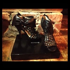 Like New! Boutique 9