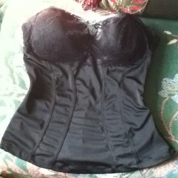 XL hour glass body shaper