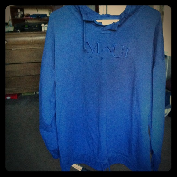 navy blue long sleeve lightweight pullover jacket