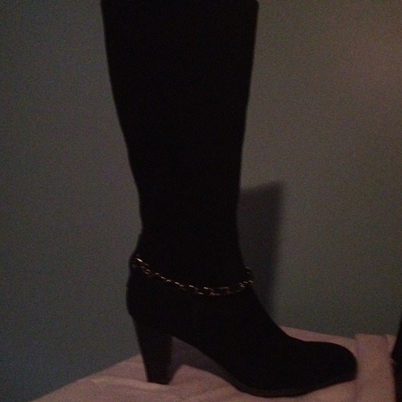 {{reduced}}  Over calf boots.