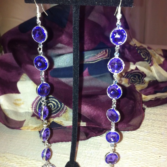Dangle earings - Picture 2 of 3