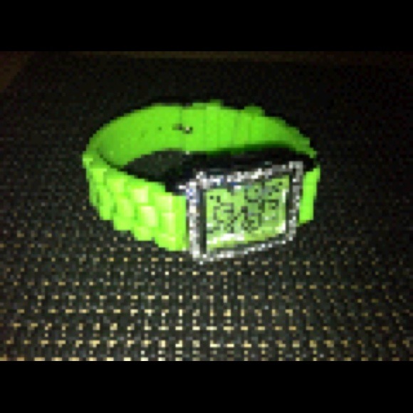 Watch - Picture 3 of 4