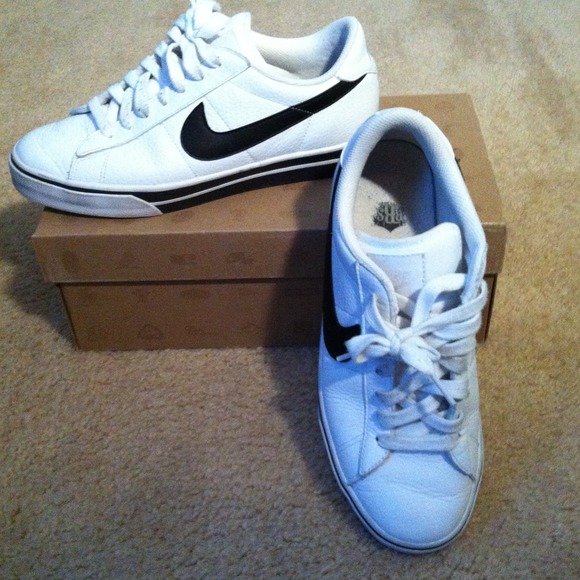 Nike Classic Leather