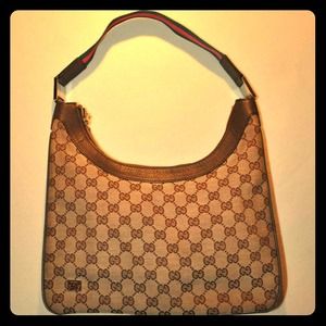 Gucci Handbags - Authentic Gucci Hoboī³$180ī°$150ī³ Gucci Handbags - Authentic Gucci Hoboī³$180ī°$150ī³