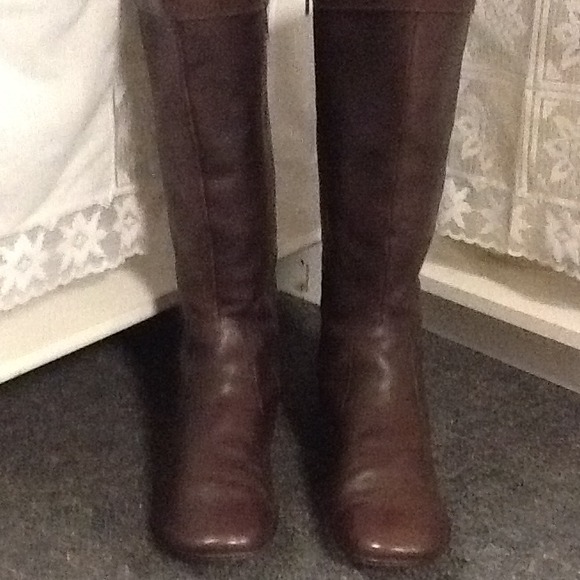 ♨Reserved♨Brown Leather Born Knee Boots 9 1/2B