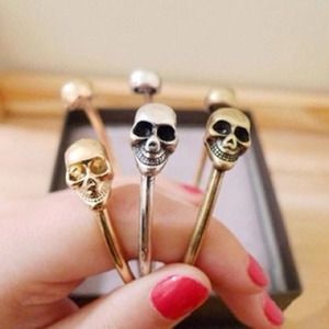 Skull Bracelet