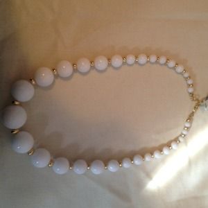 White  necklace