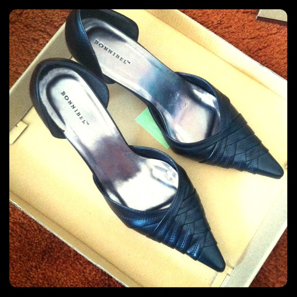Black Pointed Toe Heel Sz 7.5