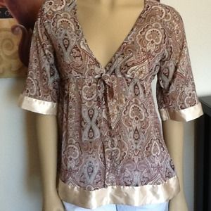 👉reduced👈Cute blouse