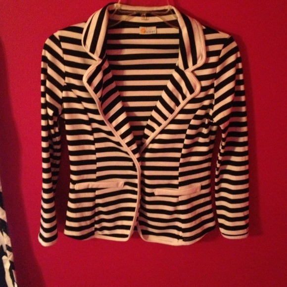 🔴SOLD🔴 - Picture 3 of 3