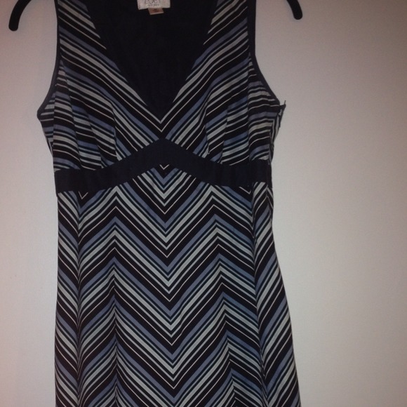 Ann Taylor LOFT Chevron stripe navy & white dress