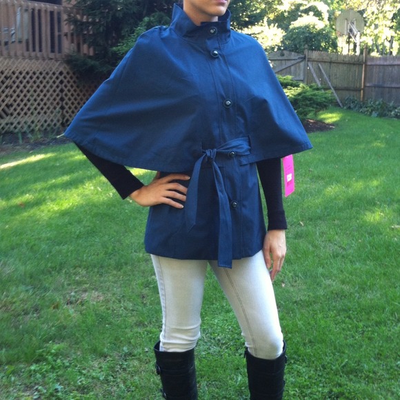 ⭕n Hold Betsey Johnson Belted Cape in Marine Blue - Picture 3 of 4