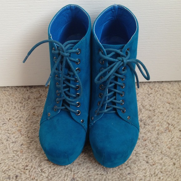 ✨REDUCED✨BLUE Platforms (Lita inspired) - Picture 2 of 4