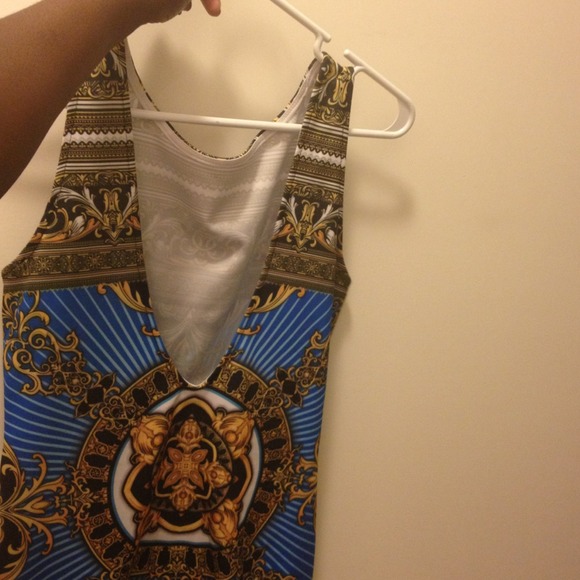 Dress - Picture 2 of 4