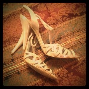 Sexy Beautiful Strappy Shoe