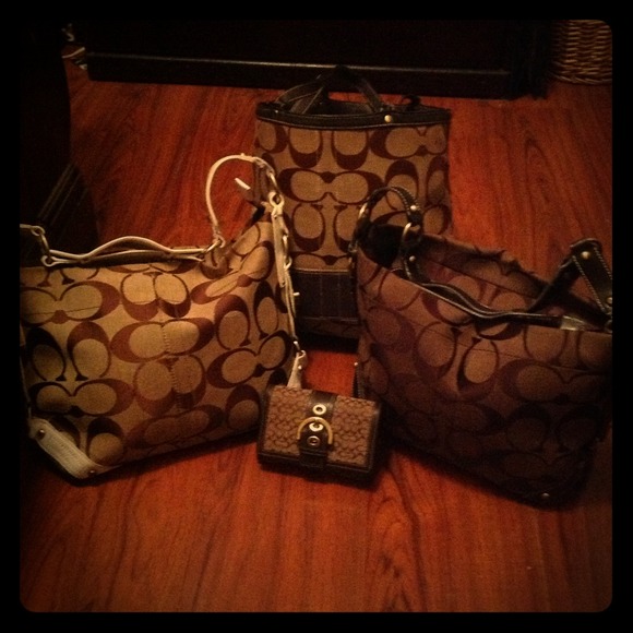 🍁🍃🍂Chocolate Brown coach purse