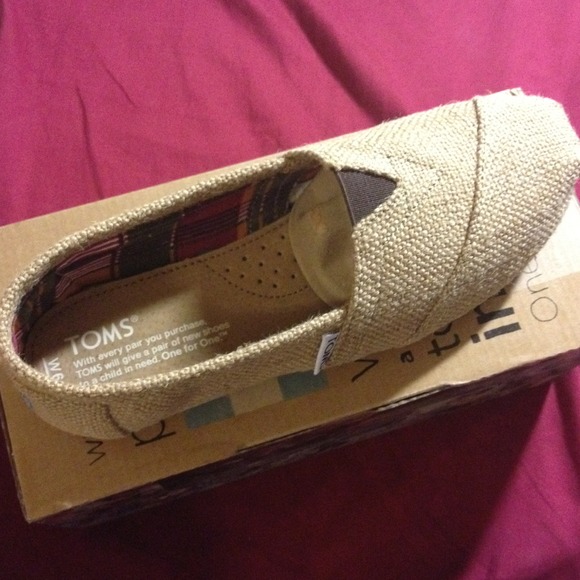 ❌SOLD❌Toms burlap women 6 new