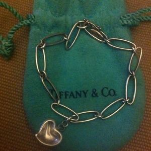 Tiffany Elsa Peretti Carved Heart Bracelet