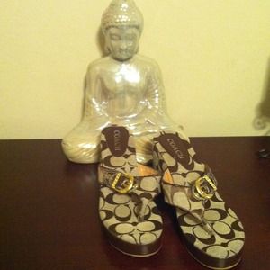 Bundle Tan cc sandals & ballet flats