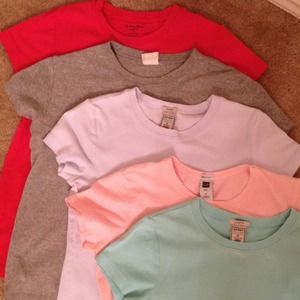 ⭐SOLD in bundle⭐ Bundle of tees