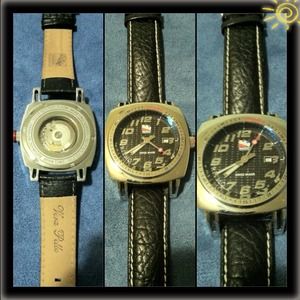 Ritmo Mundo Swiss Made Watch