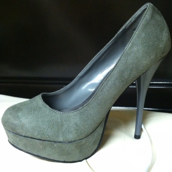Grey heels