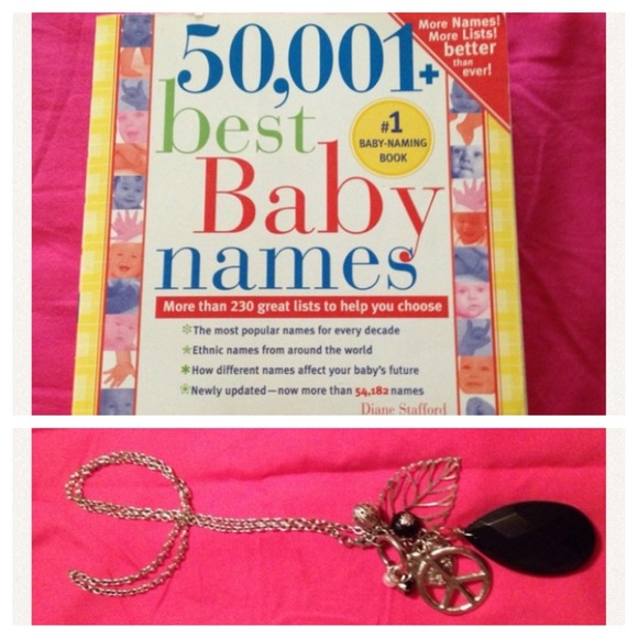 🎀Reserved for ivorylace🎀 Necklace & baby book