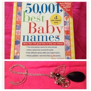 🎀Reserved for ivorylace🎀 Necklace & baby book