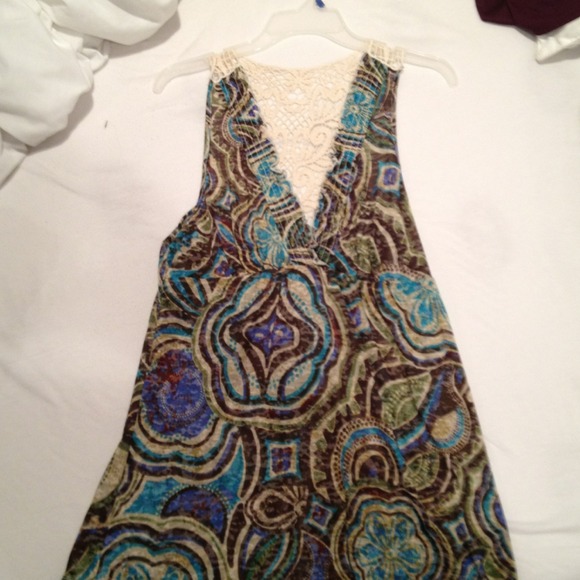 Eyeshadow vneck blouse