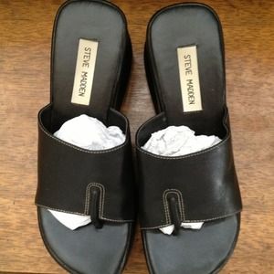 Steve Madden Black Slip-On