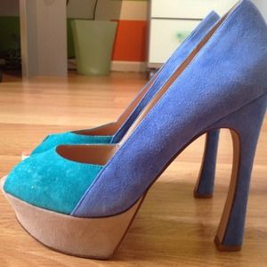 Aldo beautiful pumps