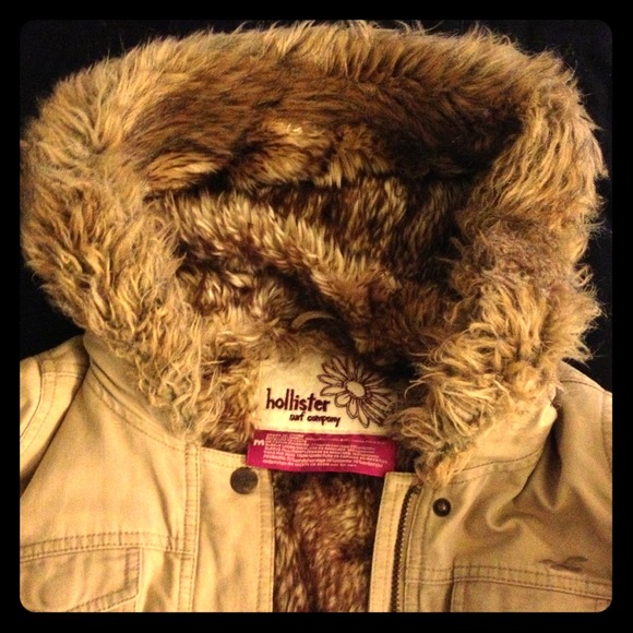 Hollister Jacket!!