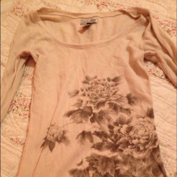Long sleeved flower shirt