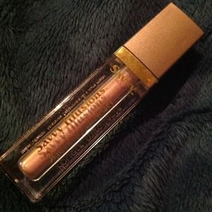 SOLD Multi purpose shimmer powder roll on
