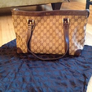 Gucci Abbey Purse