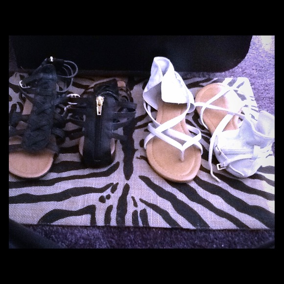 Gladiator sandals white and black