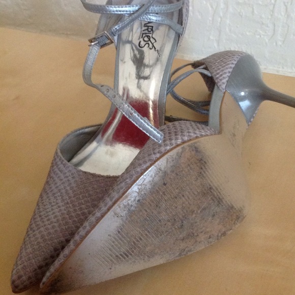 🎉SOLD🎉🎀Carlos Santana heels🎀 - Picture 4 of 4
