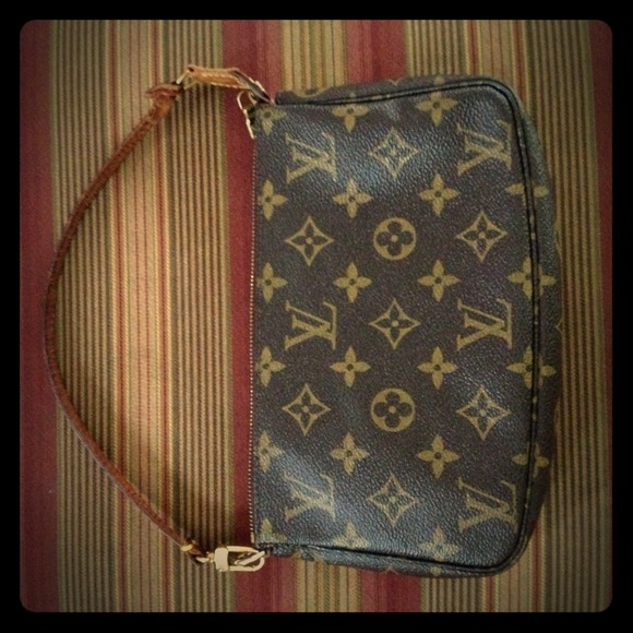 **Reserved** 100% Authentic Louis Vuitton