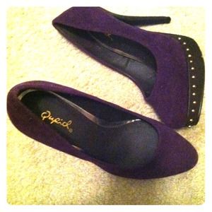 Qupid® shoes size 6 dark purple