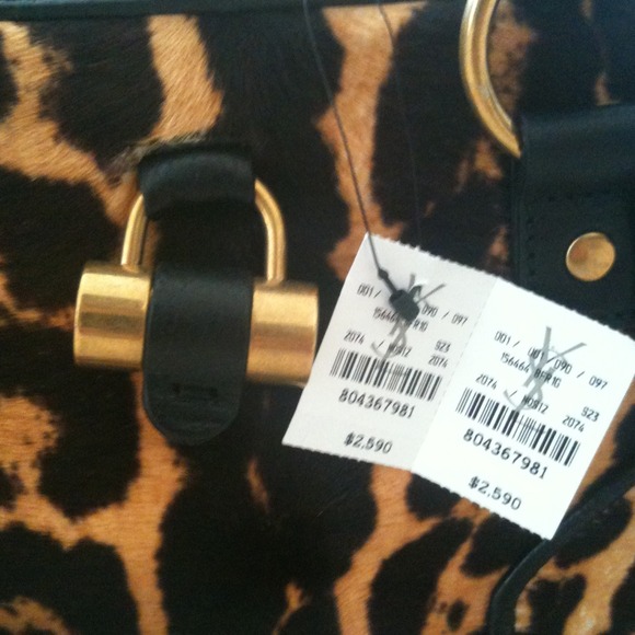 ❌Sold❌ auth. YSL Yves Saint Laurent leopard muse - Picture 2 of 4